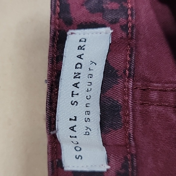 Social Standard by Sanctuary Ankle Skinny, Size 14, Burgundy & Black Leopard - Picture 6 of 14